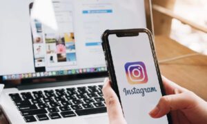 Tips-Tricks-to-gain-strong-and-regular-followers-on-Instagram